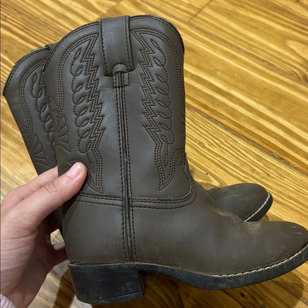 Durango Kids Size 11 Distressed Boot - Picture 4 of 5